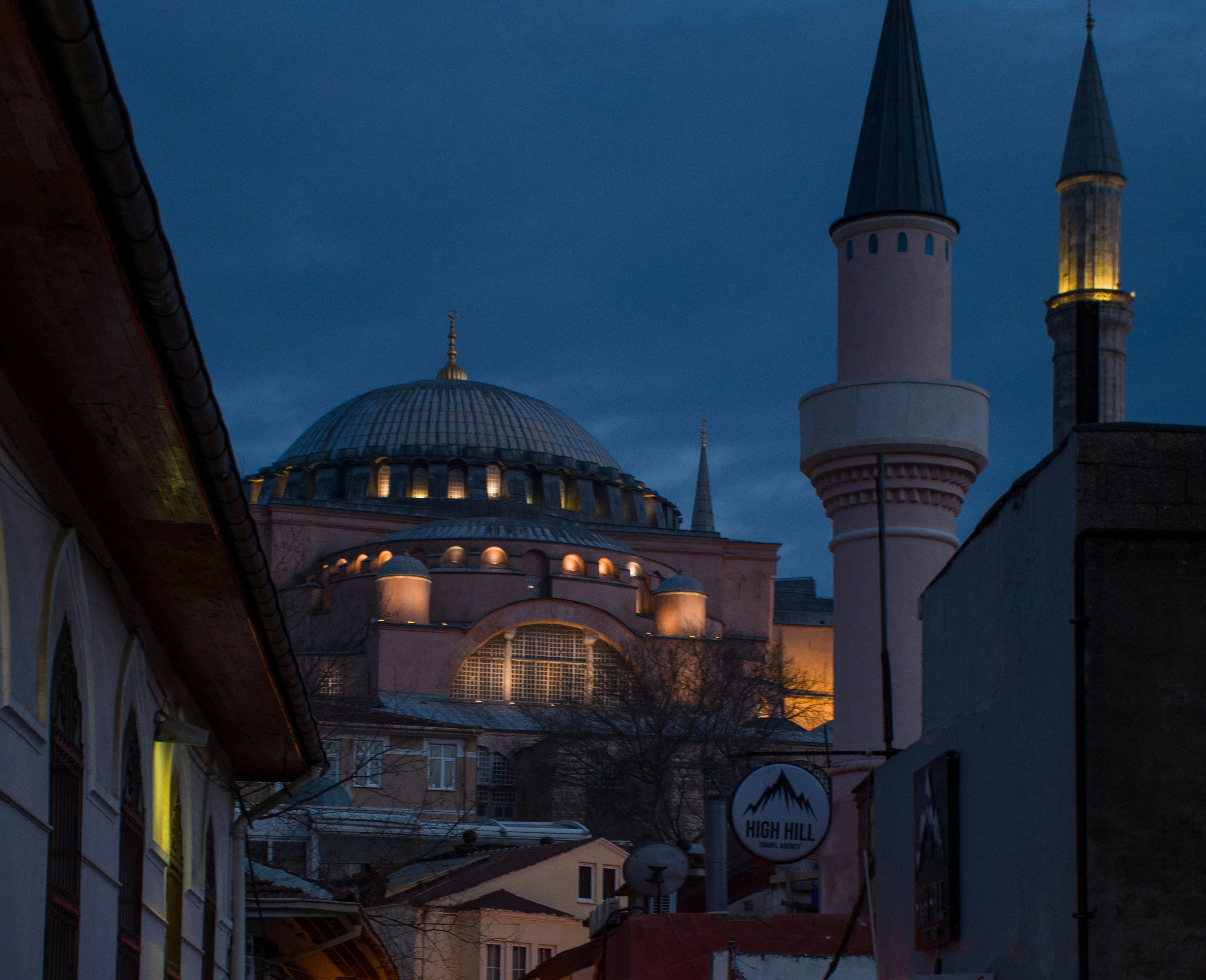 Dreaming the Prophet: The Role of Visionary Encounters in Ottoman Civilization