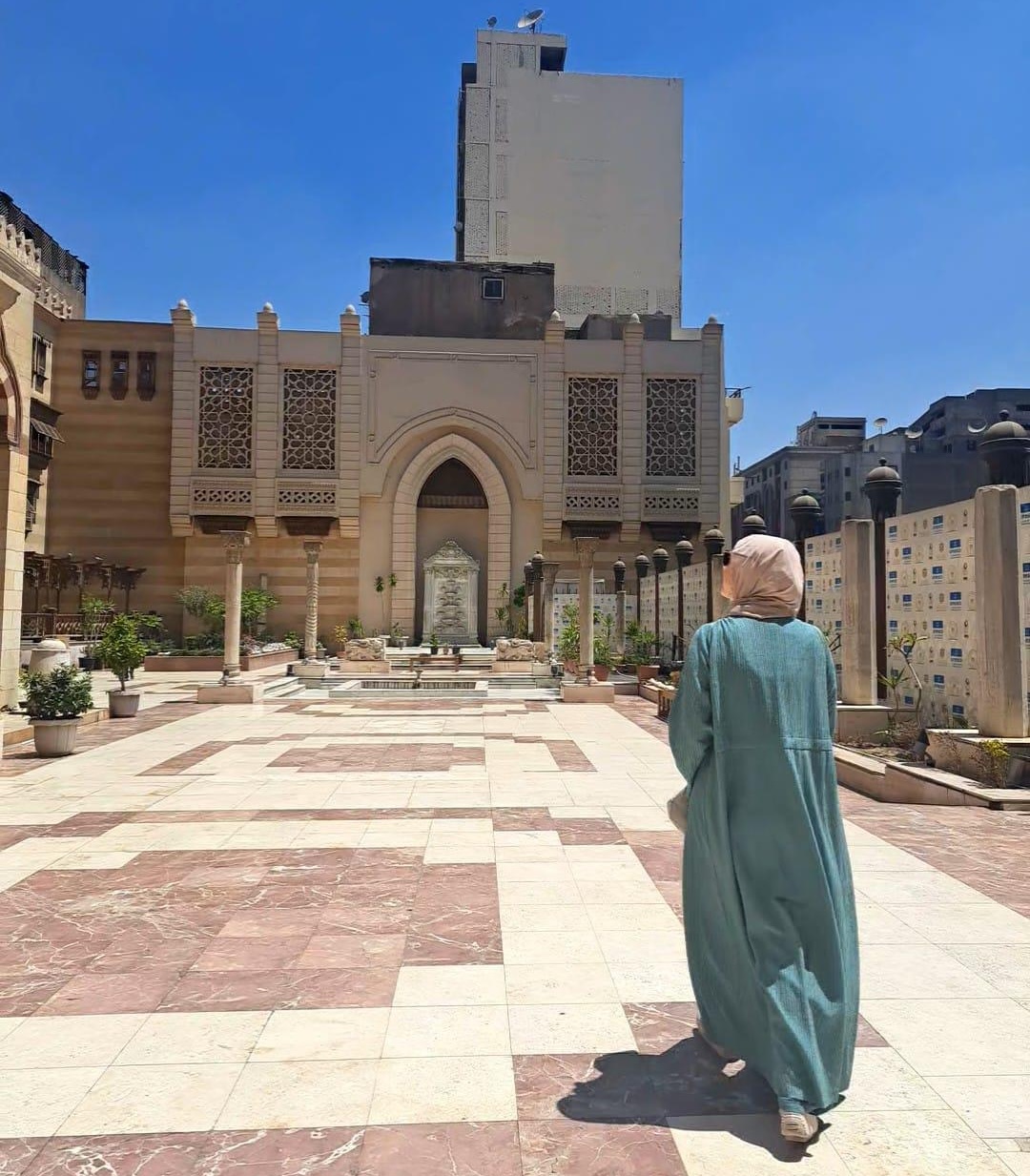 Studying at Al-Azhar: Q&A with Ustadha Chloe Idris